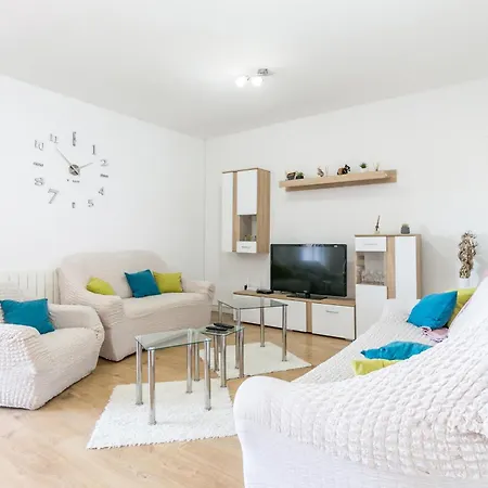 Family Friendly House With A Swimming Pool Pozorac, Trogir - 22648 * Marina