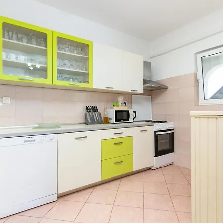 Family Friendly House With A Swimming Pool Pozorac, Trogir - 22648 Semesterbostad